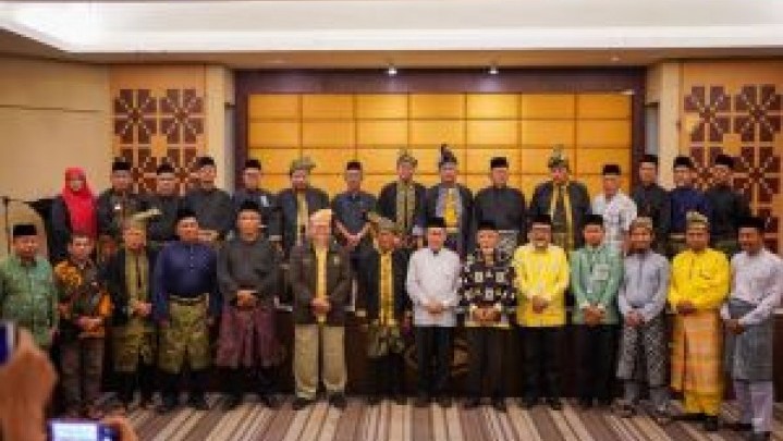 Wisata Halal Riau Dipaparkan pada DMDI Thailand Wisata Halal Riau Dipaparkan pada DMDI Thailand