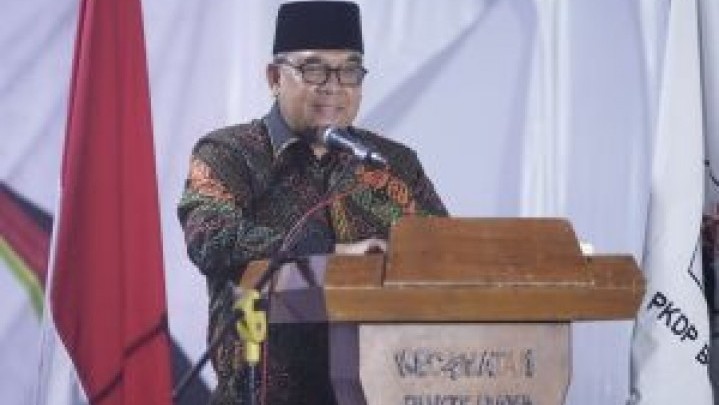 Wagubri Minta Organisasi Paguyuban Bersinergi dengan Pemerintah Wagubri Minta Organisasi Paguyuban Bersinergi dengan Pemerintah