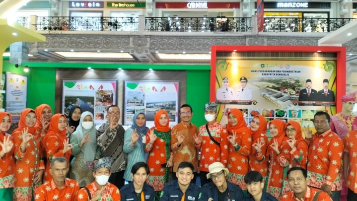 Makanan dan Kerajinan Tangan Bengkalis Ramaikan Gebyar Pameran Industri Jogja Makanan dan Kerajinan Tangan Bengkalis Ramaikan Gebyar Pameran Industri Jogja