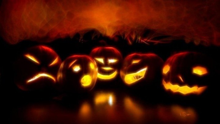 Malaysia Gerebek Pesta Halloween LGBT di Kuala Lumpur