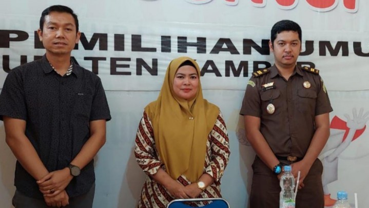 Terima Silaturahmi Kasi Intel Kejari, Begini Harapan KPU Kampar Terima Silaturahmi Kasi Intel Kejari, Begini Harapan KPU Kampar