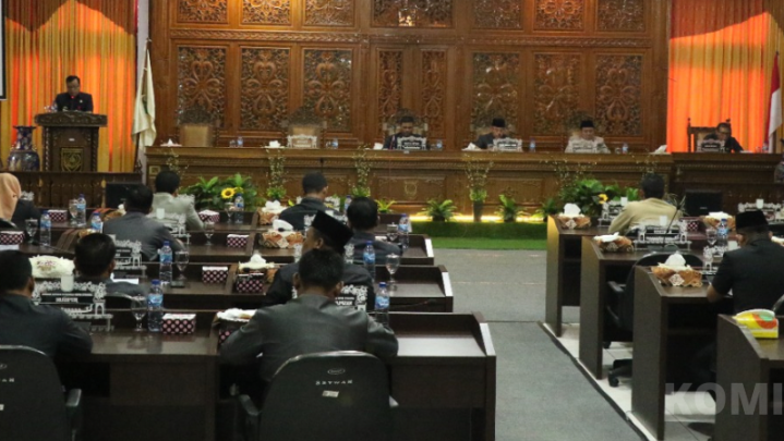Pendapatan Kuansing di Struktur RAPBD 2023 Capai Rp 1,1 Triliun Pendapatan Kuansing di Struktur RAPBD 2023 Capai Rp 1,1 Triliun
