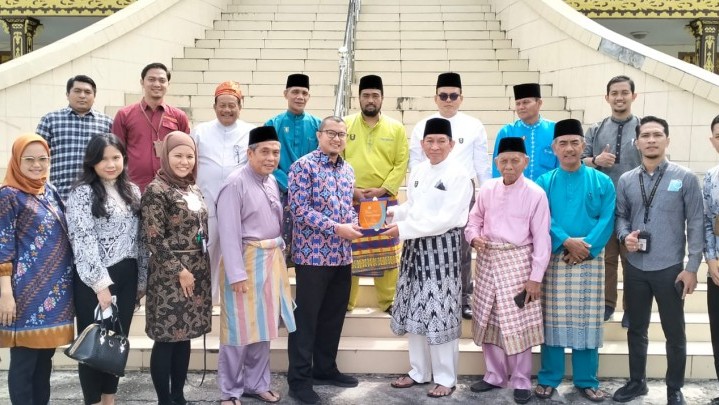 LAMR dan RS Awal Bros MoU Pemanfaatan Fasilitas Jasa dan Pelayanan Kesehatan LAMR dan RS Awal Bros MoU Pemanfaatan Fasilitas Jasa dan Pelayanan Kesehatan