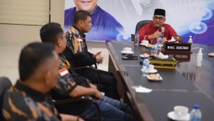 Minta Arahan, Pekat IB Jumpai Wagubri Edy Natar Minta Arahan, Pekat IB Jumpai Wagubri Edy Natar