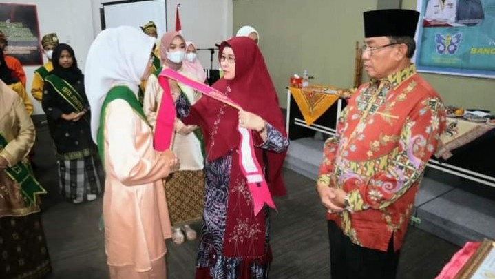 Peran Duta Stunting Inhil Ditunggu Bupati HM Wardan Peran Duta Stunting Inhil Ditunggu Bupati HM Wardan
