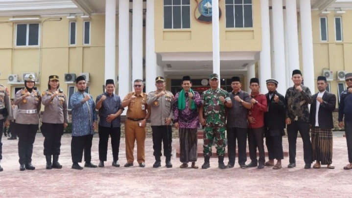 Seperti Ini Dukungan Pemko untuk Utusan Dumai di Peringatan Hari Santri Nasional Seperti Ini Dukungan Pemko untuk Utusan Dumai di Peringatan Hari Santri Nasional