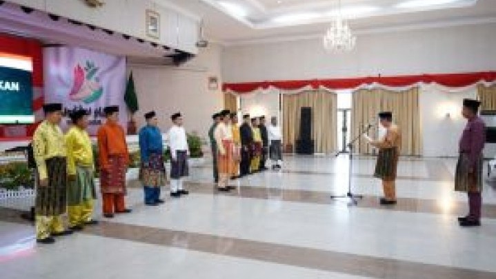 B Isyandi Jabat Ketua Dewan Pendidikan Riau, Ingin Percepatan Indeks Pembangunan Manusia B Isyandi Jabat Ketua Dewan Pendidikan Riau, Ingin Percepatan Indeks Pembangunan Manusia
