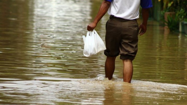 Beberapa Kabupaten Kota di Riau Tetapkan Status Siaga Darurat Banjir Beberapa Kabupaten Kota di Riau Tetapkan Status Siaga Darurat Banjir