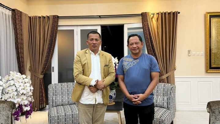Bupati Adil Mengadu pada Mendagri Tito Karnavian