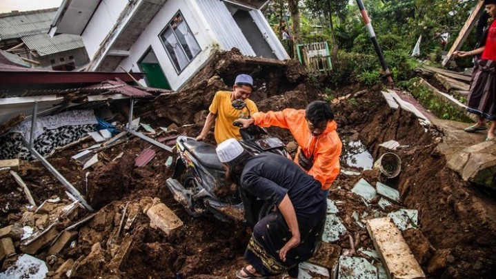 Korban Gempa Cianjur Bertambah, Total 310 Warga Meninggal Dunia Korban Gempa Cianjur Bertambah, Total 310 Warga Meninggal Dunia