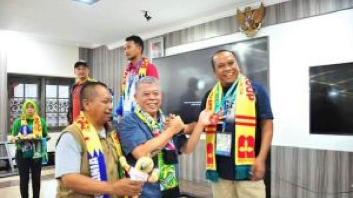 M Amin PWI Riau Raih Medali LKJ Porwanas XIII di Malang