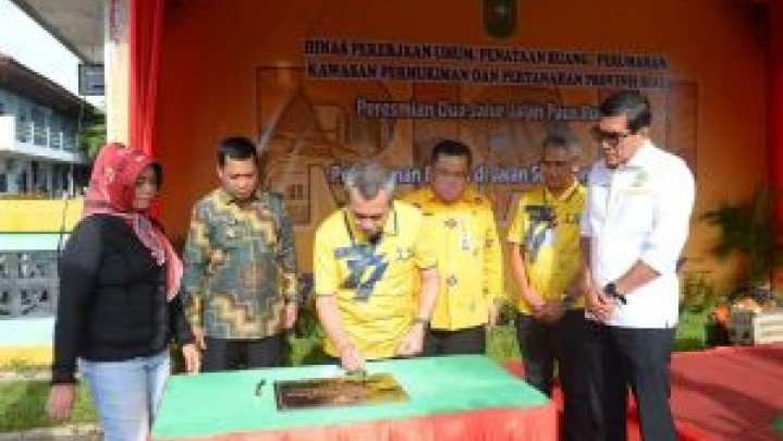 Hari Bakti PU ke-77: Dua Jalur Jalan Paus Rumbai Pekanbaru Diresmikan Hari Bakti PU ke-77: Dua Jalur Jalan Paus Rumbai Pekanbaru Diresmikan
