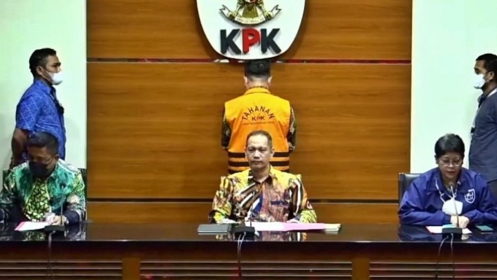 Eks Kepala BPN Riau M. Syahrir Resmi Ditahan KPK
