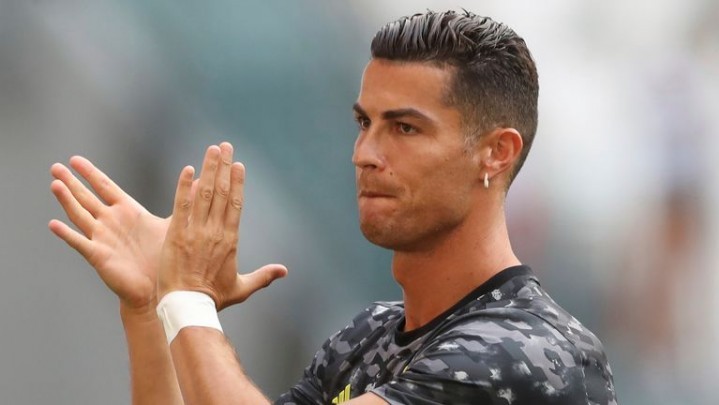 Ronaldo akan Tanda Tangan Kontrak di Al Nassr 1 Januari 2023 Ronaldo akan Tanda Tangan Kontrak di Al Nassr 1 Januari 2023