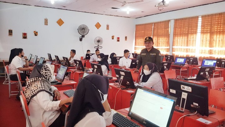 Tes CAT PPK di Kampar Transparan, Peserta Langsung Tahu Hasil Tes Tes CAT PPK di Kampar Transparan, Peserta Langsung Tahu Hasil Tes
