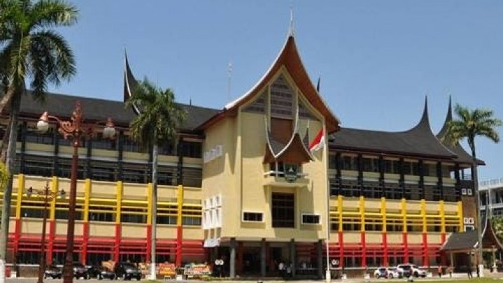 Tahun 2022 Hitungan Hari, APBD Sumbar Masih Bersisa Rp1,3 Triliun Tahun 2022 Hitungan Hari, APBD Sumbar Masih Bersisa Rp1,3 Triliun