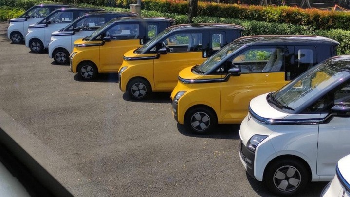 Berikut Daftar Mobil Listrik Calon Penerima Subsidi Rp80 Juta Berikut Daftar Mobil Listrik Calon Penerima Subsidi Rp80 Juta