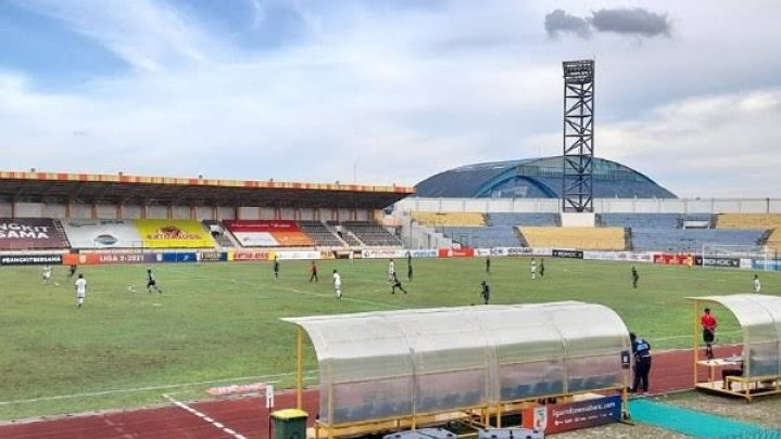 Pemeliharaan Rumput Stadion Kaharuddin Nasution hingga 6 Bulan ke Depan Pemeliharaan Rumput Stadion Kaharuddin Nasution hingga 6 Bulan ke Depan
