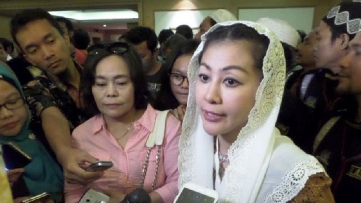 Ketua KPU ke DKPP Dilaporkan 'Wanita Emas' soal Dugaan Pelecehan Ketua KPU ke DKPP Dilaporkan 'Wanita Emas' soal Dugaan Pelecehan