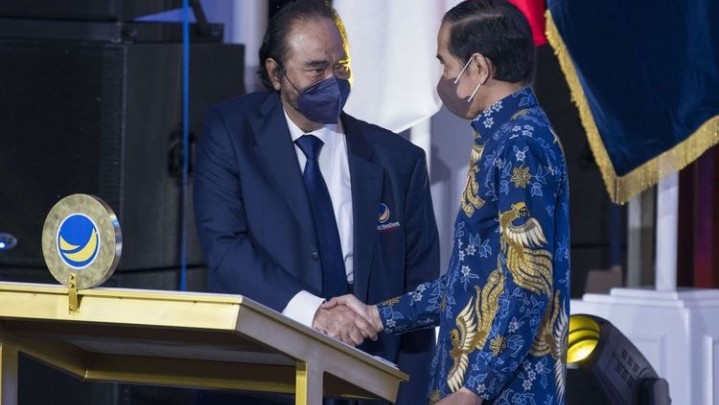 Jokowi Disarankan Segera Evaluasi Menteri dari Nasdem Jokowi Disarankan Segera Evaluasi Menteri dari Nasdem