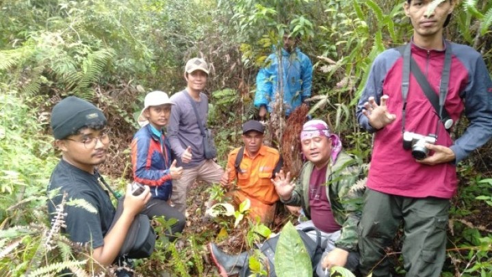BKSDA Sumbar Evakuasi Petugas yang Terjebak di Tower Setelah dengar Suara Harimau BKSDA Sumbar Evakuasi Petugas yang Terjebak di Tower Setelah dengar Suara Harimau