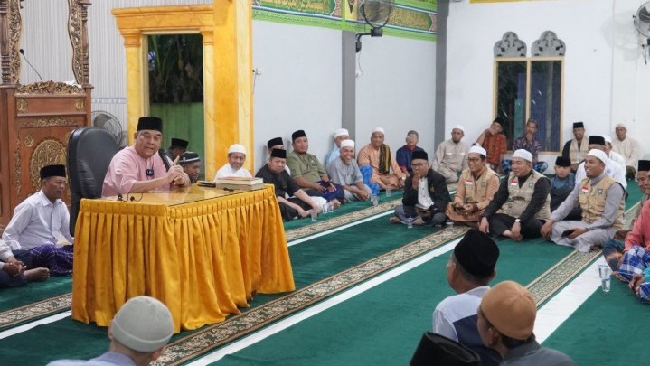 GSSB di Masjid Al Hidayah Kuok Kampar, Wagubri Ajak Kembali Berjamaah