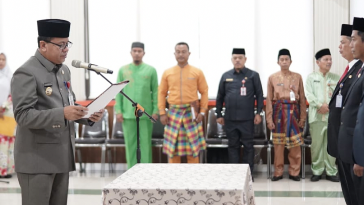 Akhir Pekan, Plt Bupati Suhardiman Amby Rombak Eselon III Akhir Pekan, Plt Bupati Suhardiman Amby Rombak Eselon III