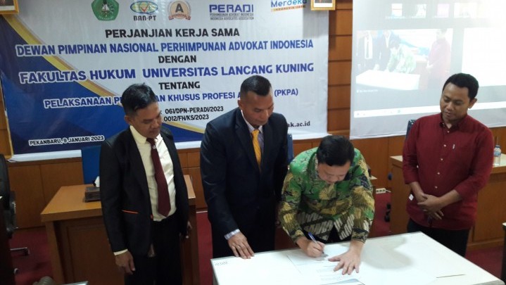 Jaring Advokat Berintegritas, Peradi Pekanbaru MoU Dengan FH Unilak Jaring Advokat Berintegritas, Peradi Pekanbaru MoU Dengan FH Unilak