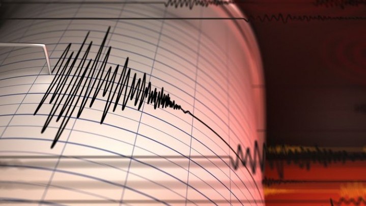 Maluku Masih Diguncang Sejumlah Gempa Susulan, Terbesar Capai Magnitudo 5,5 Maluku Masih Diguncang Sejumlah Gempa Susulan, Terbesar Capai Magnitudo 5,5