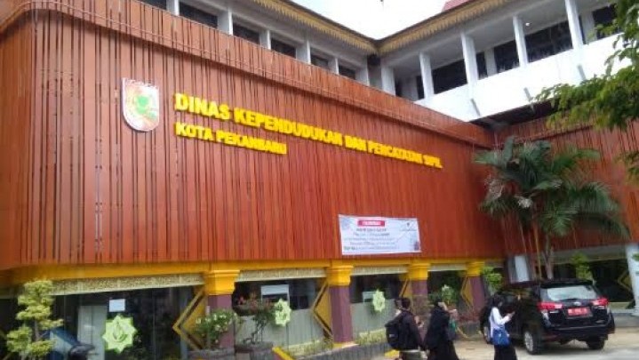 Cetak KTP, Warga Pekanbaru Pemegang Suket Diminta Datang ke MPP Disdukcapil