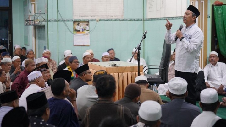 Baznas Riau Sebut Peningkatan Zakat di Riau Salah Satunya karena Kebijakan Gubri Baznas Riau Sebut Peningkatan Zakat di Riau Salah Satunya karena Kebijakan Gubri
