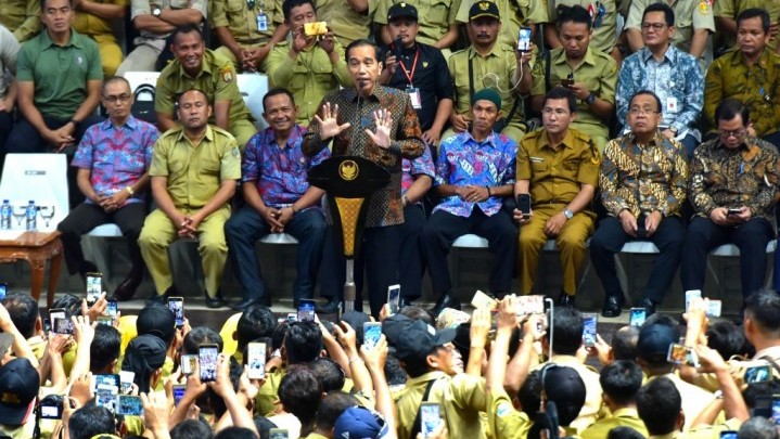 Politikus PDIP Klaim Jokowi Setuju Masa Jabatan Kades Jadi 9 Tahun