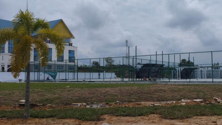 Lapangan Tenis di Perkantoran Wali Kota Tenayan Raya Disebut Juga untuk Masyarakat Lapangan Tenis di Perkantoran Wali Kota Tenayan Raya Disebut Juga untuk Masyarakat