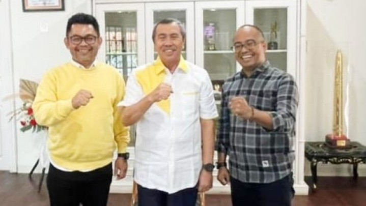 Gubri H Syamsuar Akan Lepas Keberangkatan SPS Riau ke Kongres XXVI di Medan Gubri H Syamsuar Akan Lepas Keberangkatan SPS Riau ke Kongres XXVI di Medan