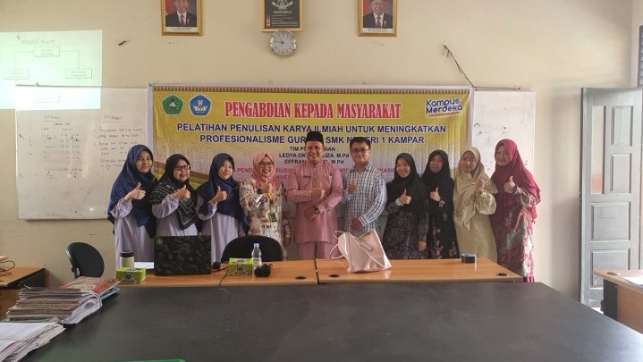 SMKN 1 Kampar Dapat Pelatihan Pembuatan Karya Tulis Ilmiah