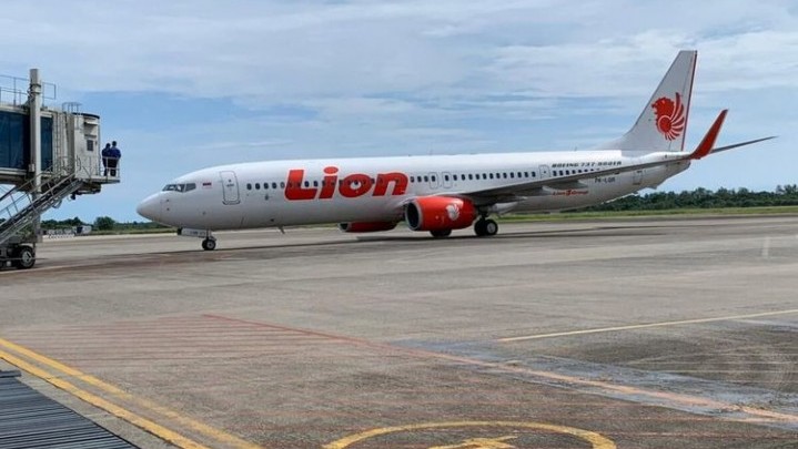 Garbarata Bandara Mopah Merauke Ditabrak Sayap Pesawat Lion Air