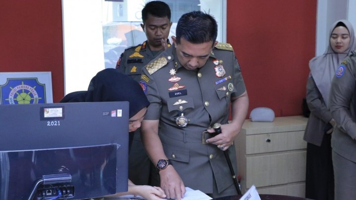 Satpol PP Pekanbaru Mengaku Belum Terima Laporan Terkait Panti Pijat yang Meresahkan Satpol PP Pekanbaru Mengaku Belum Terima Laporan Terkait Panti Pijat yang Meresahkan