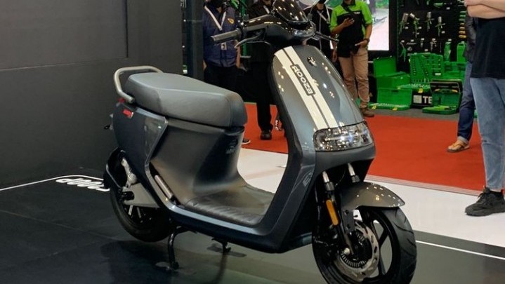 Pekan Depan Pemerintah Umumkan Subsidi Motor Listrik Rp7 Juta Pekan Depan Pemerintah Umumkan Subsidi Motor Listrik Rp7 Juta