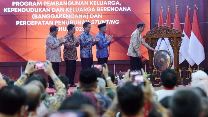 Presiden Kembali Puji Kampar Berhasil Turunkan Kasus Stunting Presiden Kembali Puji Kampar Berhasil Turunkan Kasus Stunting