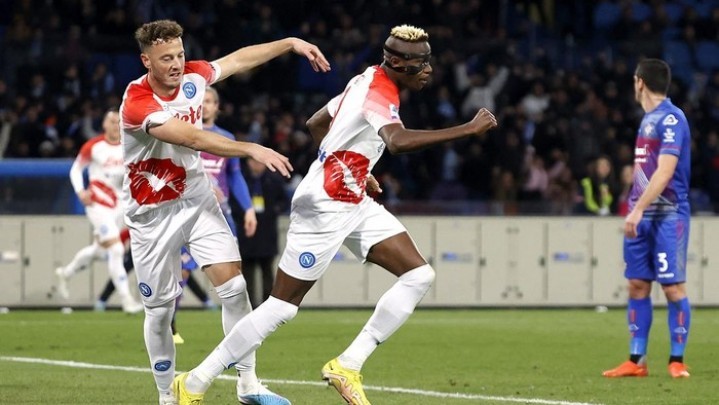 Liga Italia: Napoli Kokoh di Puncak Usai Menang Telak