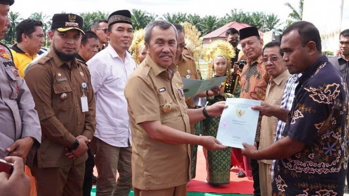 Gubri Inginkan SMAN 11 Mandau Bersaing dengan Sekolah Lain Gubri Inginkan SMAN 11 Mandau Bersaing dengan Sekolah Lain