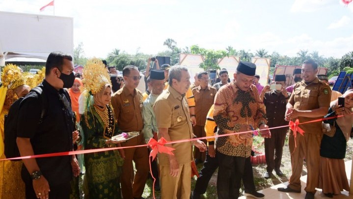 Pemprov Riau Dipuji Pemkab Bengkalis Terkait Pendidikan Pemprov Riau Dipuji Pemkab Bengkalis Terkait Pendidikan