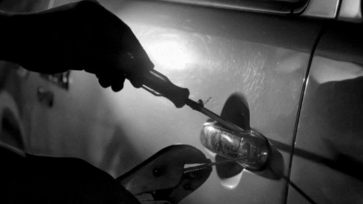 Di Kota Batam Sedang Marak Pencurian Barang dalam Mobil