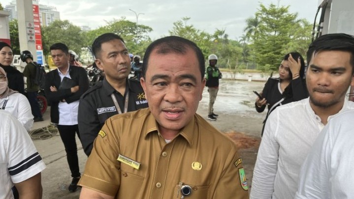 Diduga Curang, SPBU di Batam Disegel Diduga Curang, SPBU di Batam Disegel