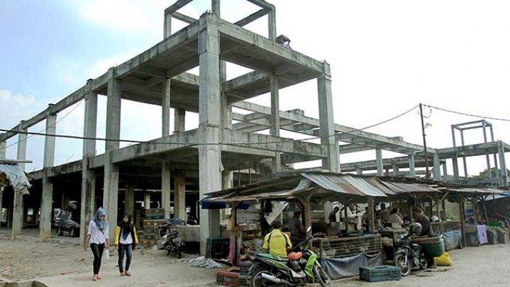 Pedagang Korban Kebakaran Pasar Cik Puan akan Dipindahkan ke Bangunan Baru