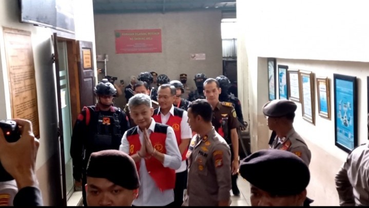 Hendra Kurniawan dan Agus Nurpatria Hari Ini Jalani Sidang Vonis