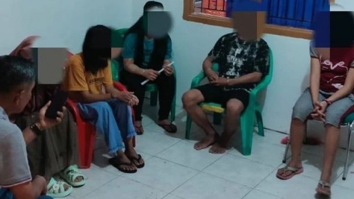 Sempat Kejar-kejaran, Pelaku Mesum di Indekos Diamankan Satpol PP Padang Sempat Kejar-kejaran, Pelaku Mesum di Indekos Diamankan Satpol PP Padang