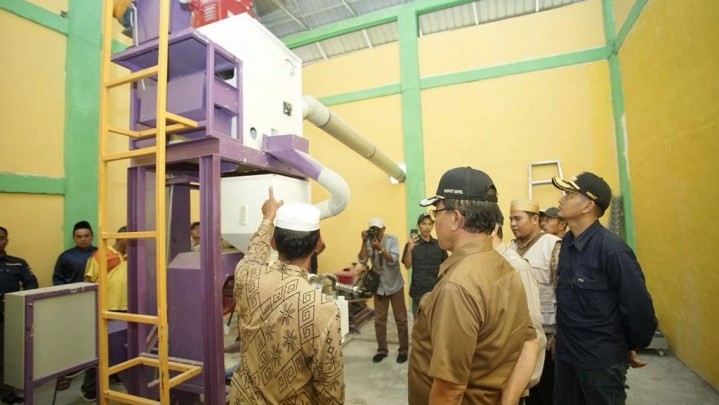 Tingkatkan Produksi Padi, Bupati HM Wardan Resmikan Lumbung Pangan Gapoktan Lemang Jaya