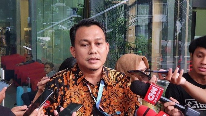 Kasus TPPU Eks Kakanwil BPN Riau, KPK Sita Dua Mobil