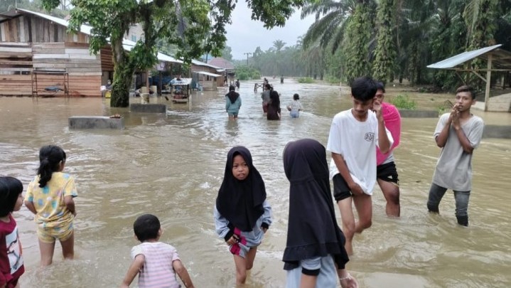 1.991 Jiwa Terdampak Terdampak Banjir di Timpeh Dharmasraya